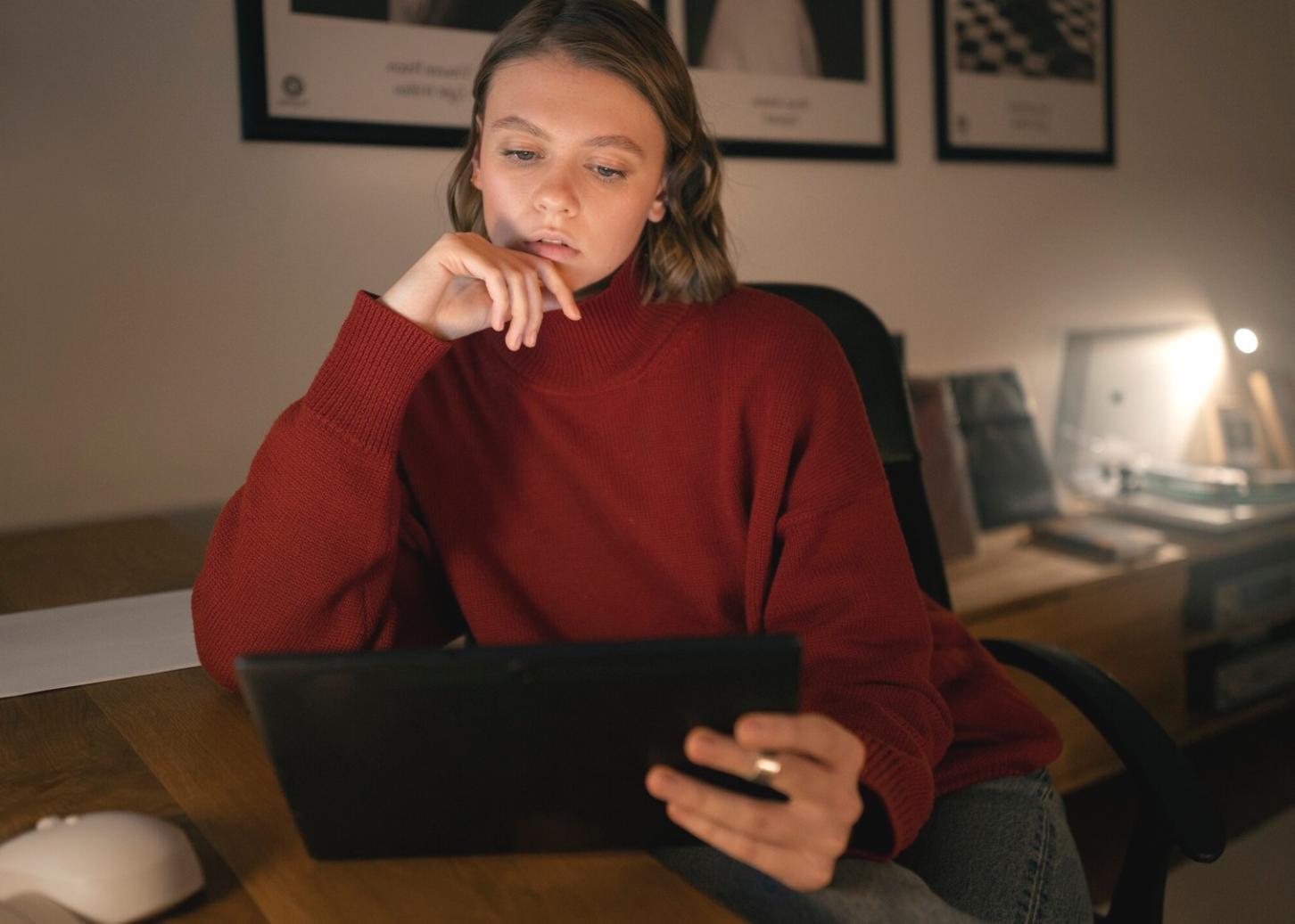 Budget tracking methods demonstration